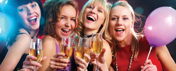 beautiful-women-party-alcohol